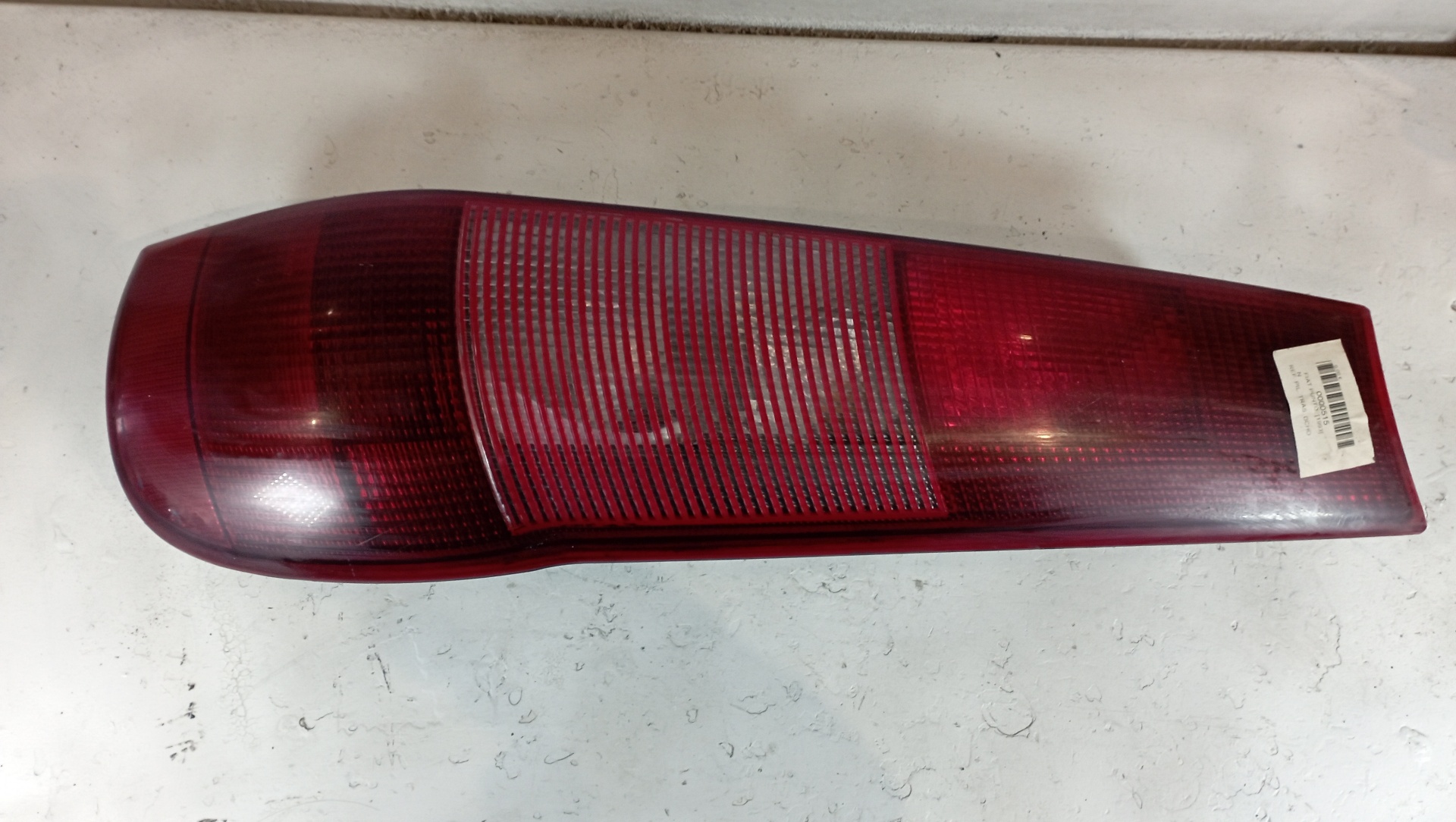 Feu arrière droit 7730722 de Fiat Punto 1993-1999 - pieza usada
