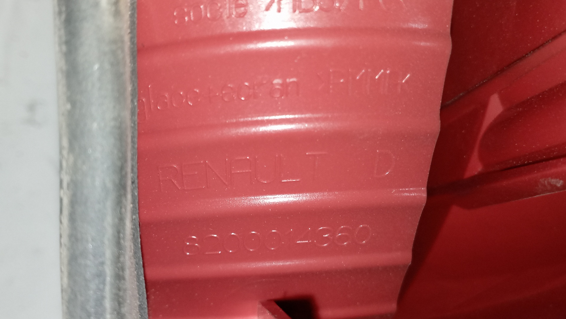 Scheinwerfer hinten rechts 8200014360 de Renault Vel satis 2002-2005 - pieza usada