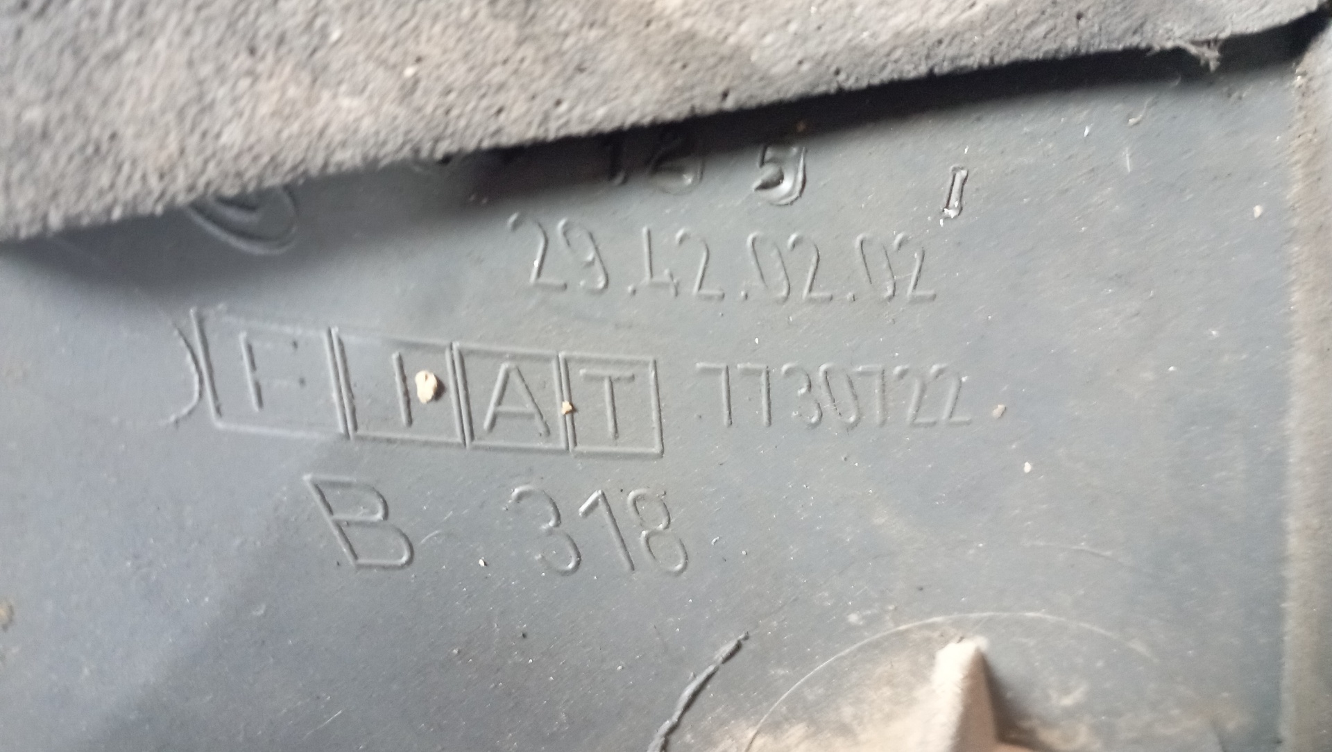 Feu arrière droit 7730722 de Fiat Punto 1993-1999 - pieza usada