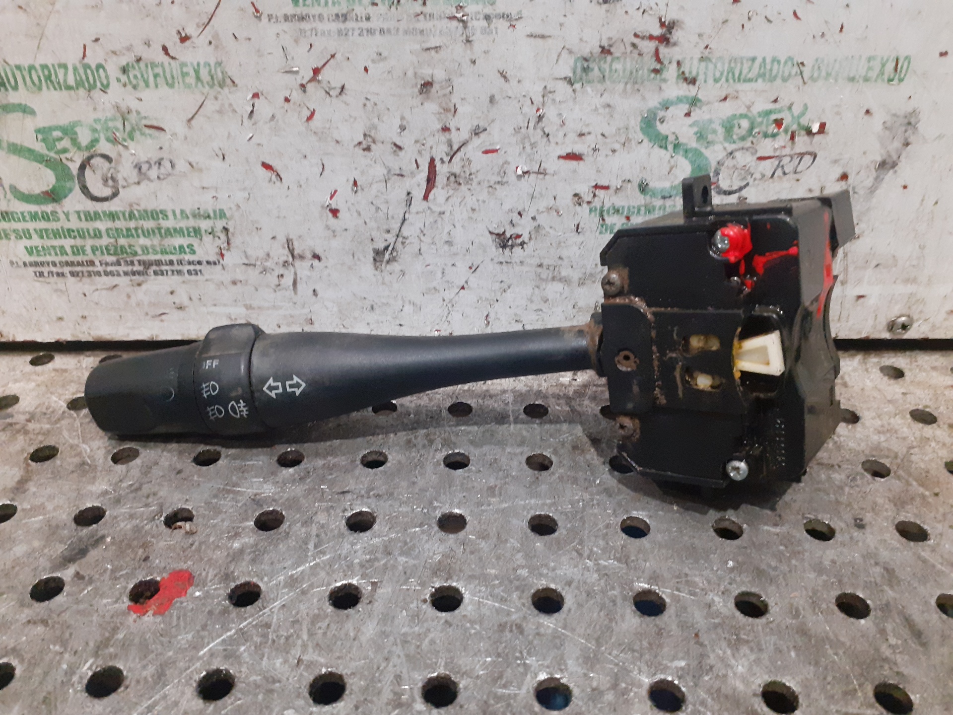 Mando intermitentes 54353334 de Nissan Almera 2000-2006