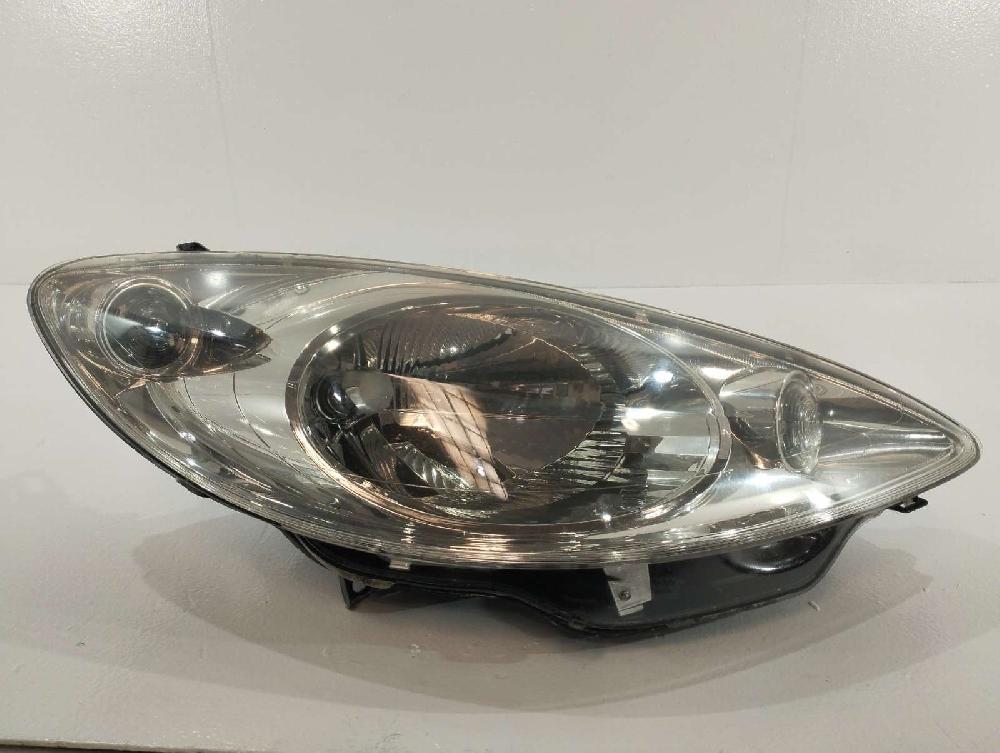 Faro derecho KFVTU3JP 9644997180 de Peugeot 1007 2005-2010