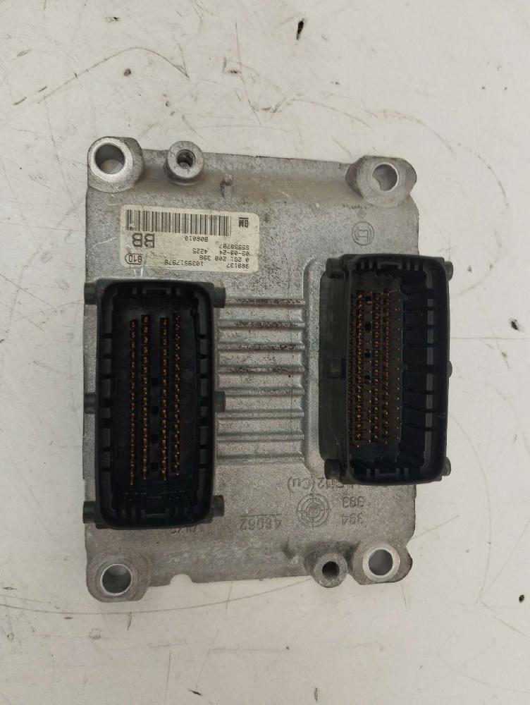 Centralita motor uce Z14XEP 55558787 de Opel Astra h (a04) 2007-2014 90 CV - pieza usada