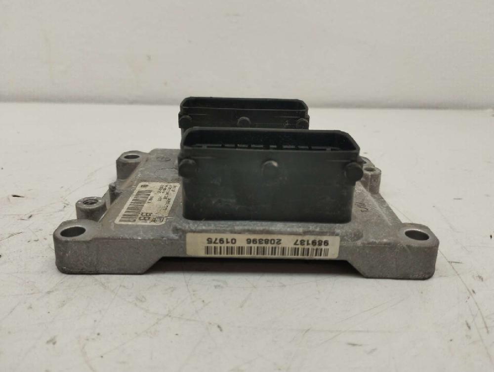 Centralita motor uce Z14XEP 55558787 de Opel Astra h (a04) 2007-2014 90 CV