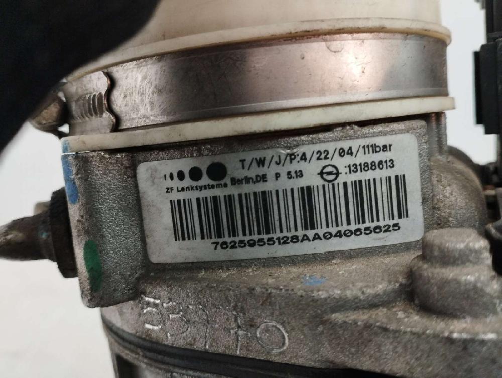 Bomba de servodirección Z17DTH 13188613 de Opel Astra h sedán (a04) 2007-2014 101 CV - pieza usada