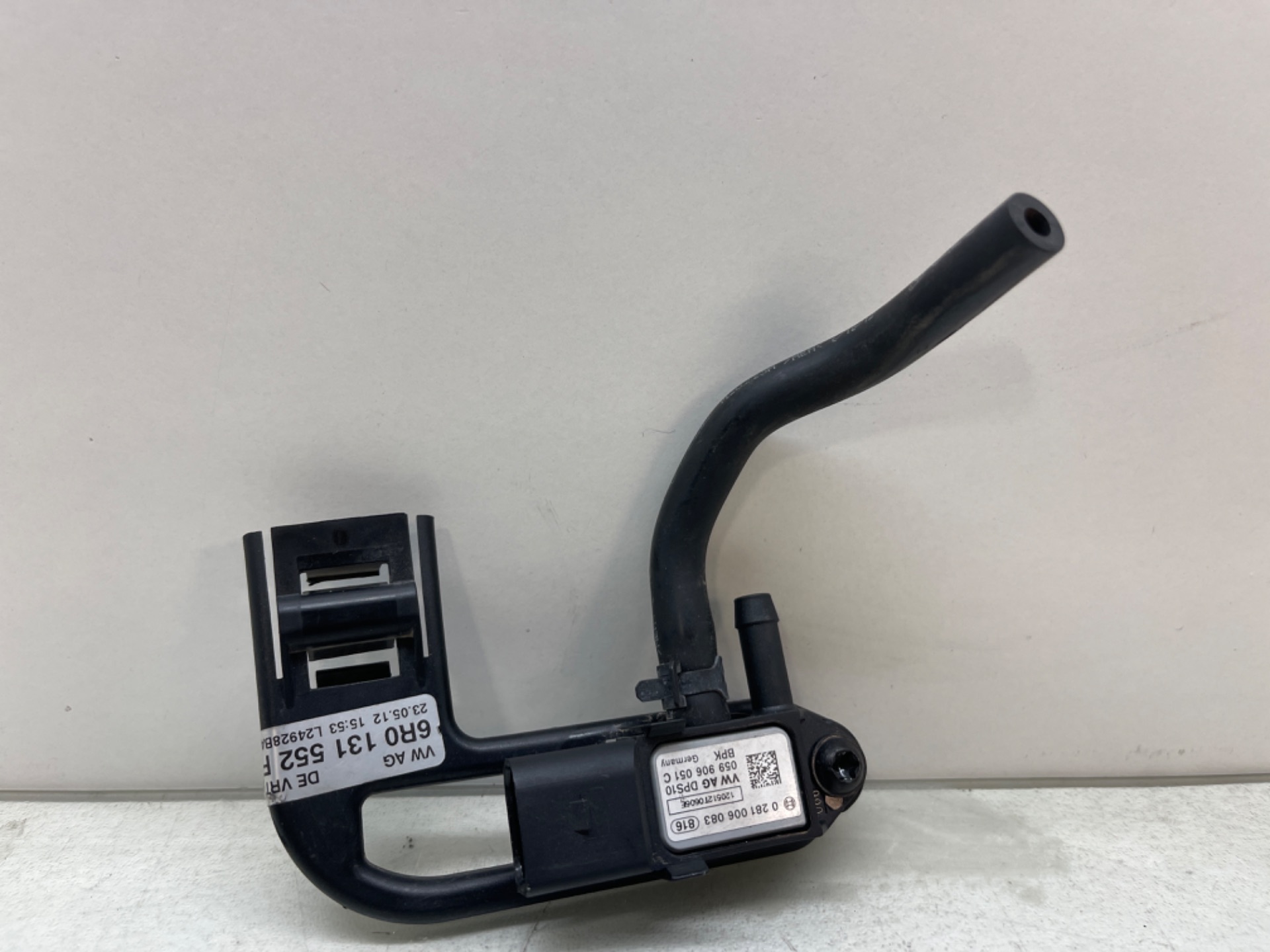 Sensor 0281006083 de Seat Ibiza iv (6j5, 6p1) 2008-2010 - pieza usada