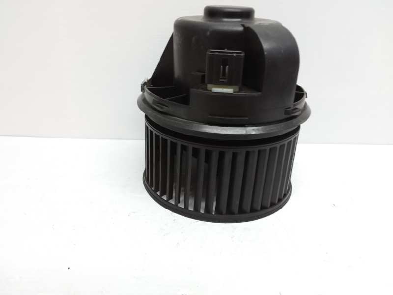 Motor calefacción KKDA 1362640 de Ford Focus ii (da_, hcp, dp) 2005-2012 - pieza usada