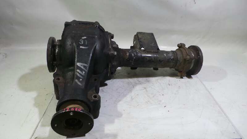 MERCEDES-BENZ Front Transfer Case 3851161G45 18954497