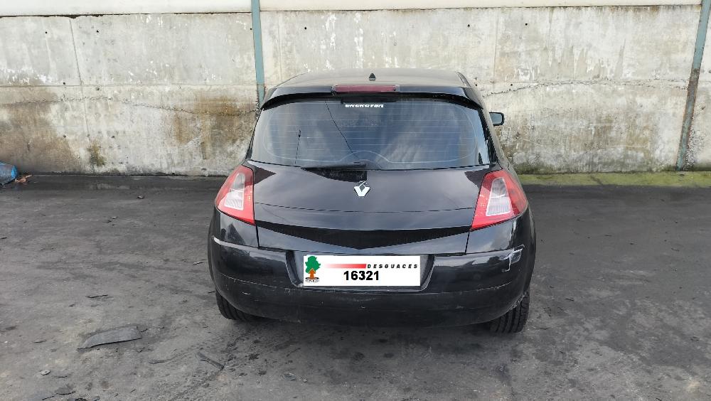 RENAULT Megane 2 generation (2002-2012) Охлаждающий радиатор 8200357536,8200357536,8769630 24582497