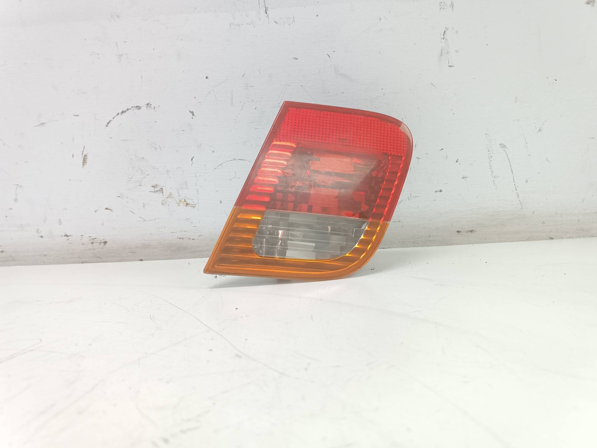 BMW 3 Series E46 (1997-2006) Rear Right Taillight Lamp 6907946, 6907946, 388512 24583318