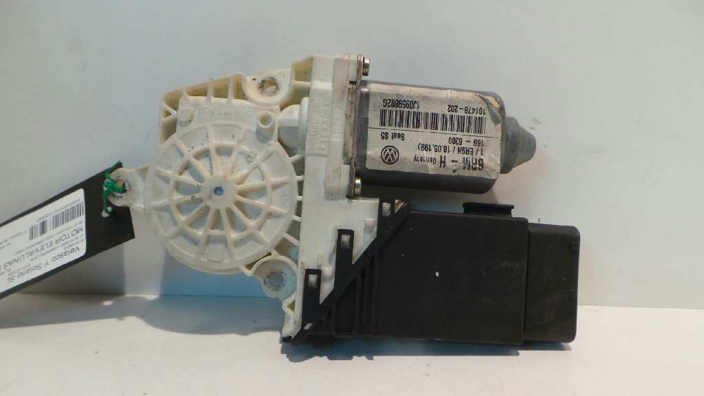 NISSAN Toledo 2 generation (1999-2006) Motor de control geam ușă dreapta față 1J0959802G,1J0959802G 19121319