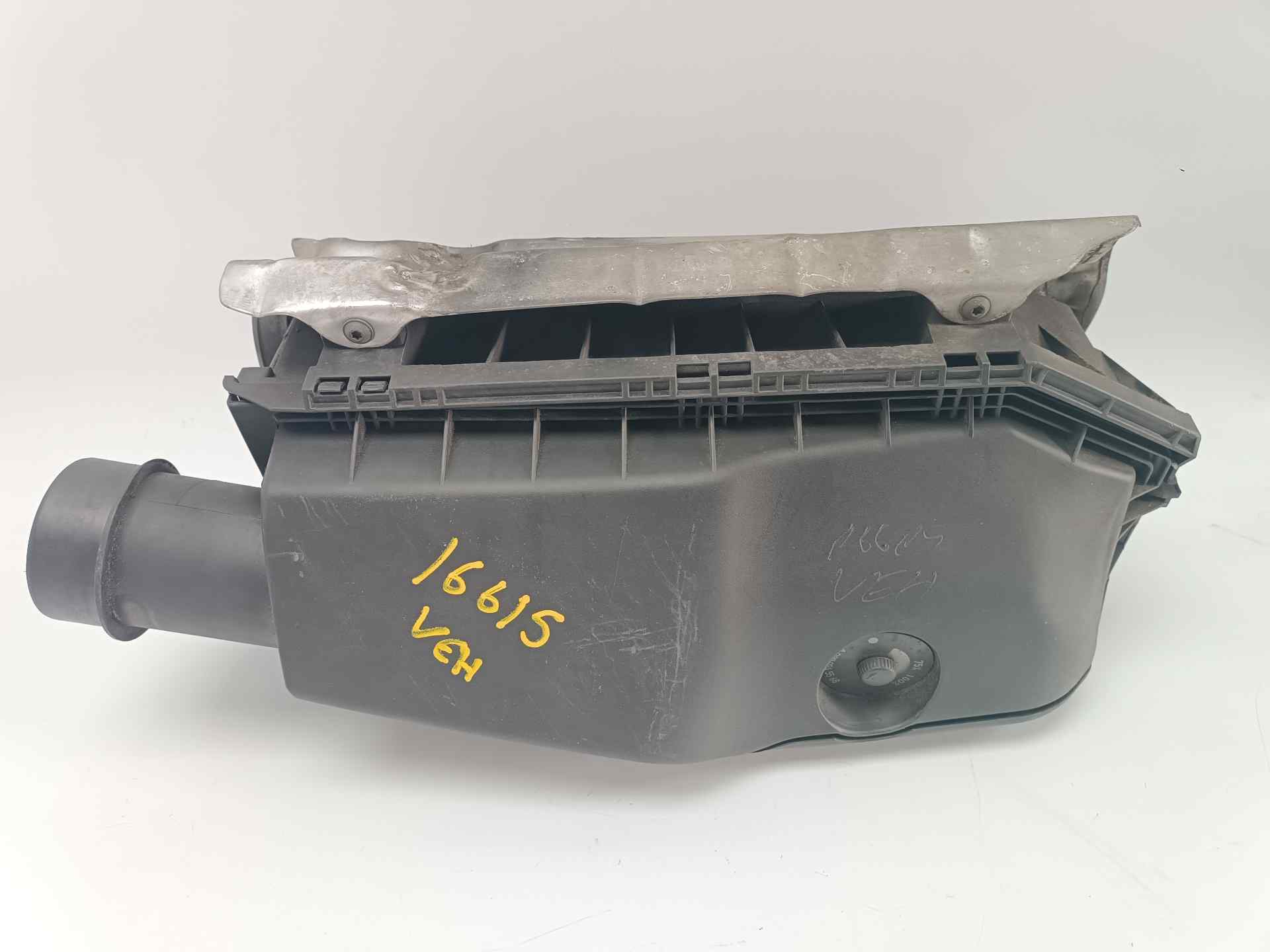 MERCEDES-BENZ C-Class W203/S203/CL203 (2000-2008) Other Engine Compartment Parts A6110902301, A6110902301, 1398 24584282