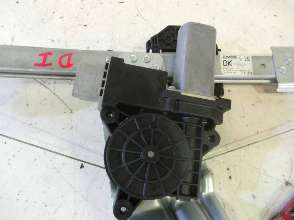 DACIA Sandero 2 generation (2013-2020) Front Left Door Window Regulator 807211440R, 6PINES 24579946