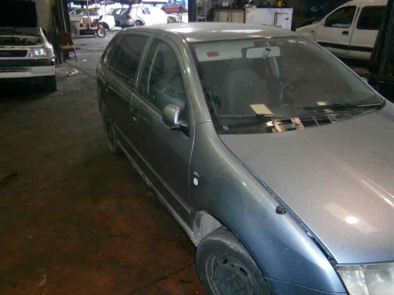 MAZDA Fabia 6Y (1999-2007) Охлаждающий радиатор 6Q0121253R 19036351