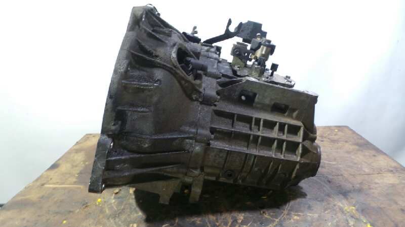 FORD Focus 1 generation (1998-2010) Коробка передач 2S4R7002PA 19043553