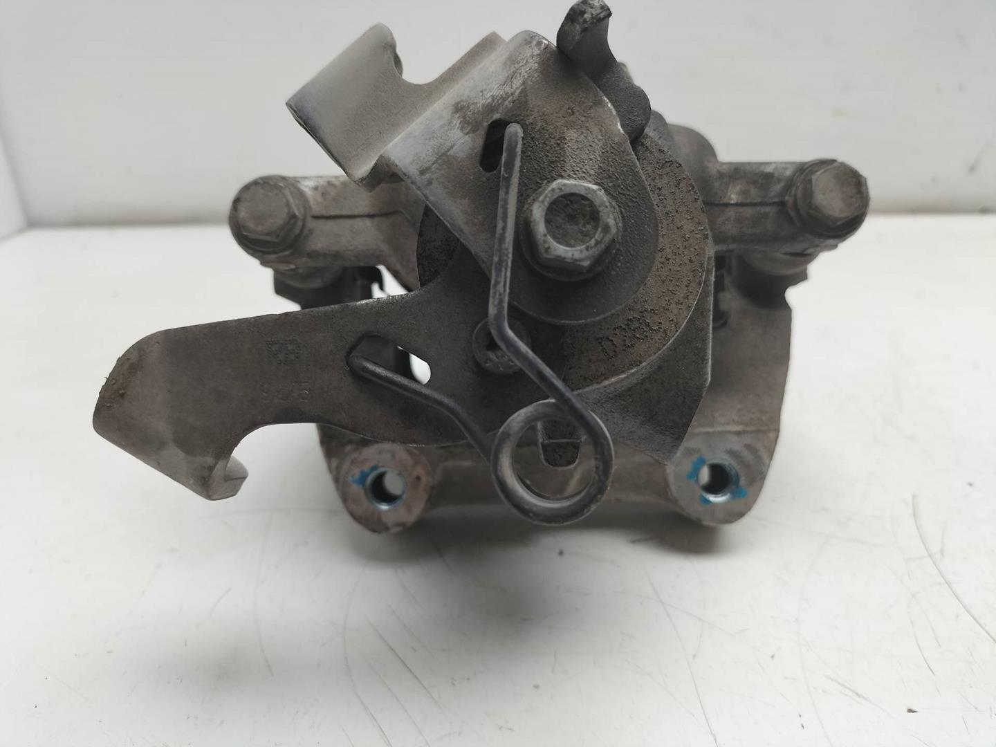 PEUGEOT 3008 1 generation (2010-2016) Rear Left Brake Caliper 029861, 32054052, TRW 19218764