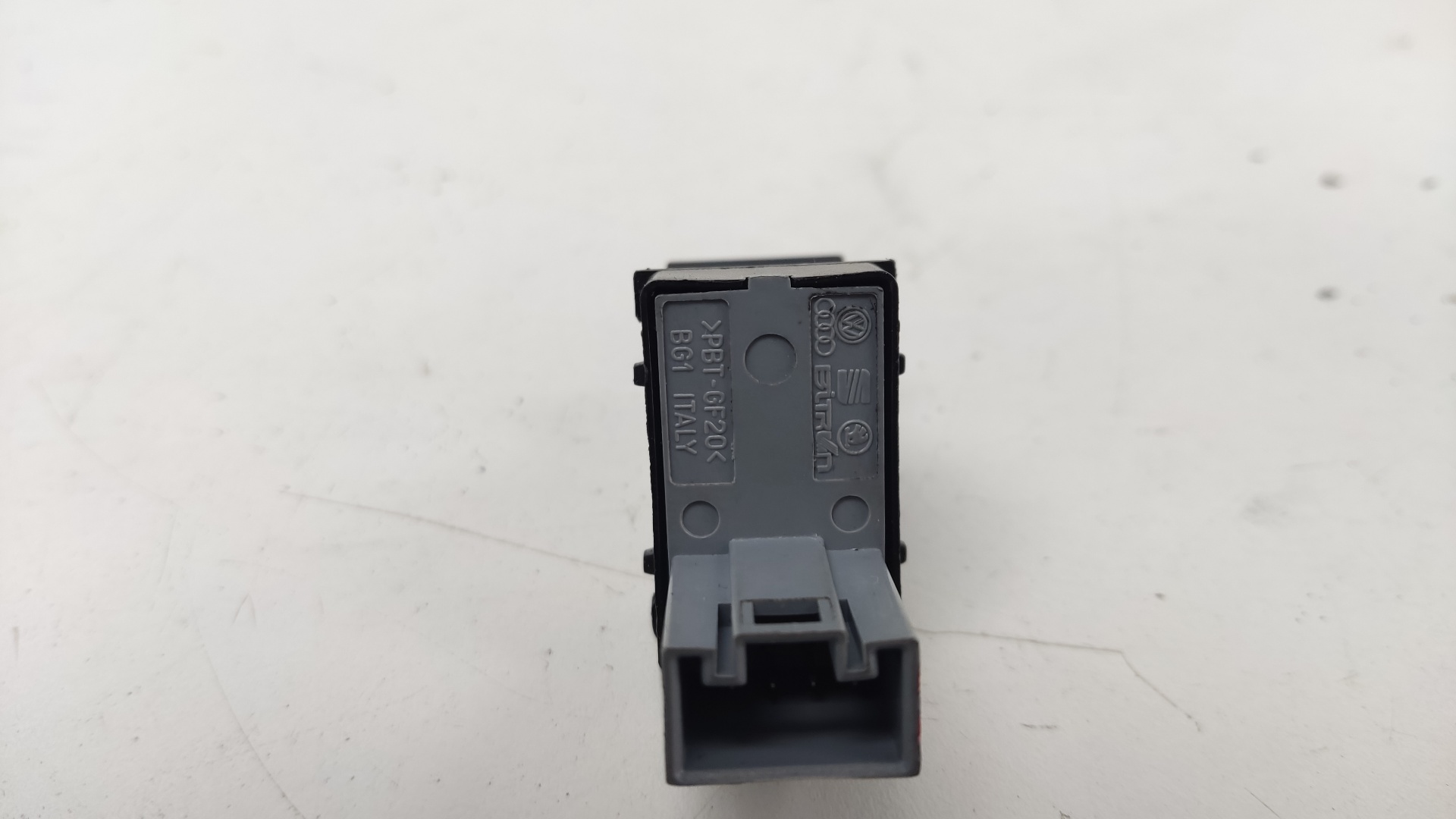 SEAT Altea 1 generation (2004-2013) Front Right Door Window Switch 7L69598558 24582281