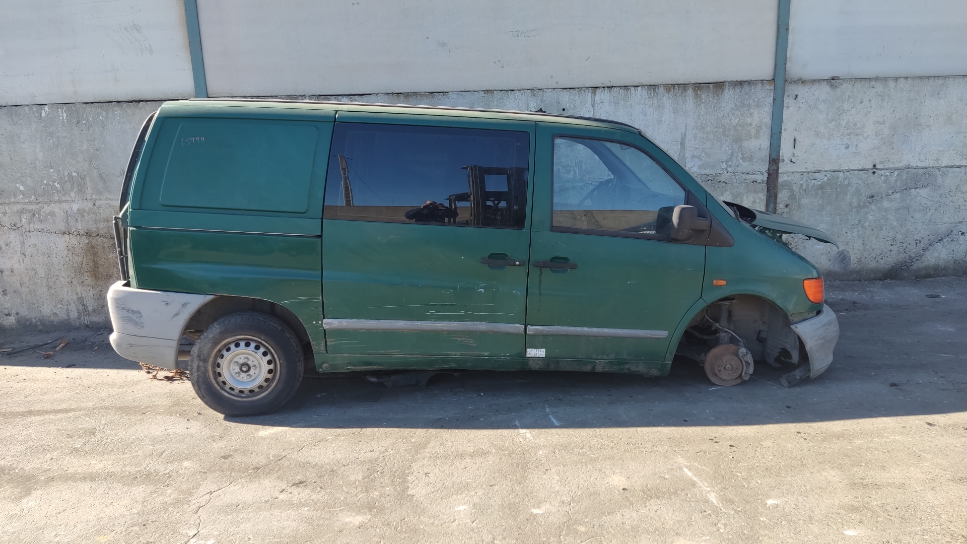 SKODA Vito W638 (1996-2003) Mechanizmus stierača predného čelného skla 53547902,VALEO 19216582