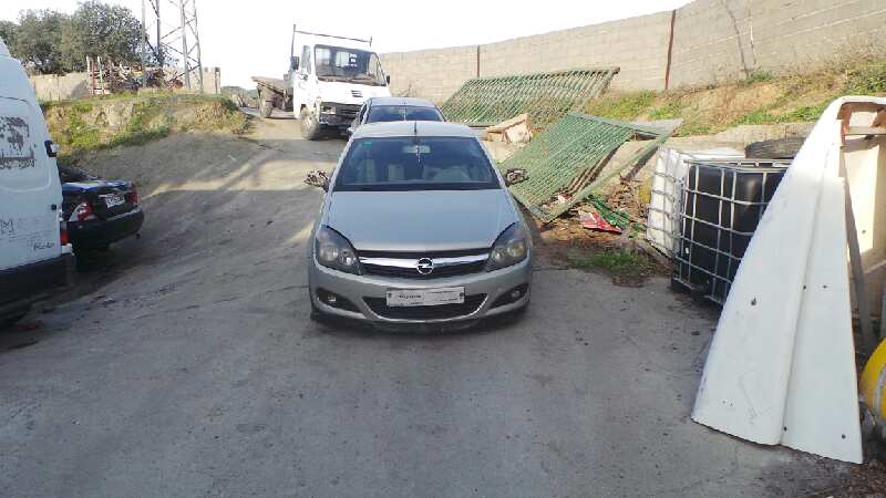 OPEL Astra H (2004-2014) Лівий передній протитуманний фар 13261997 18962325