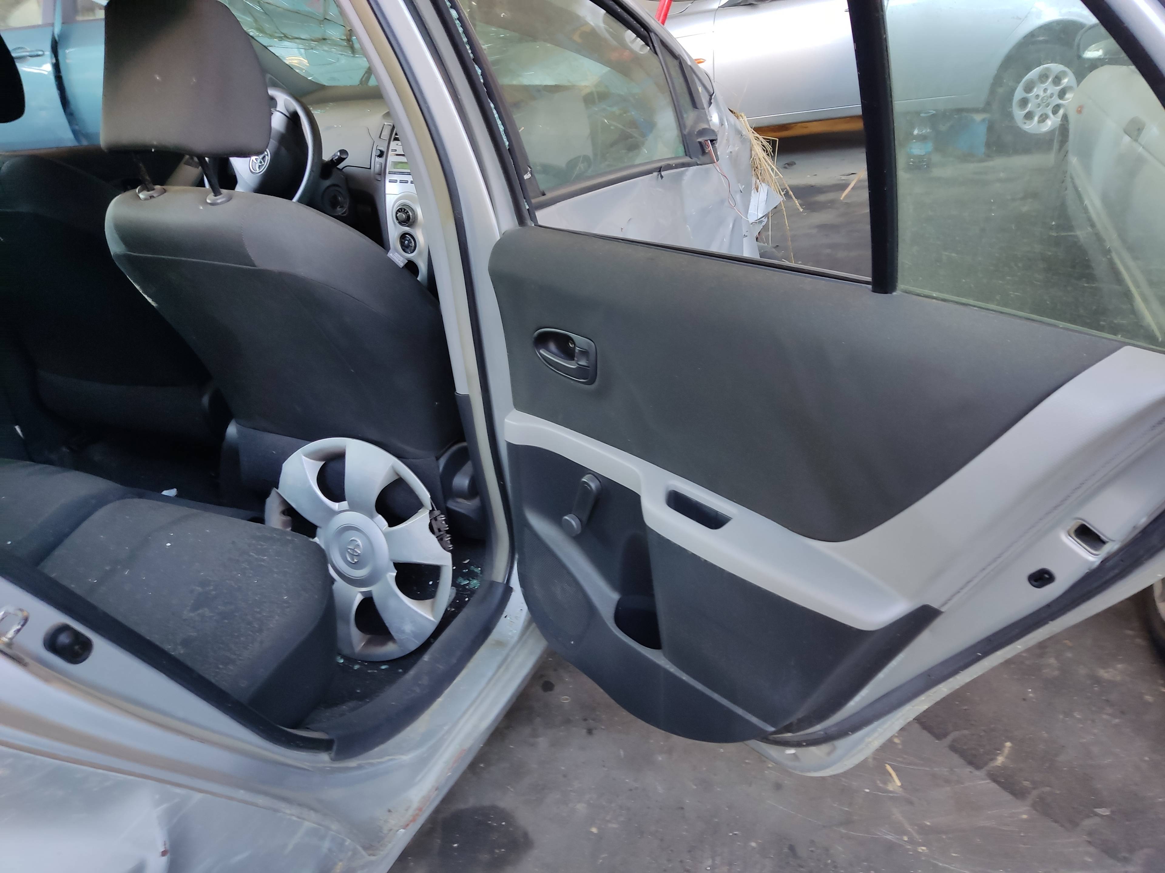 TOYOTA Yaris 2 generation (2005-2012) Amortisseur arrière droit 7442012,PD47,96410116 19217920