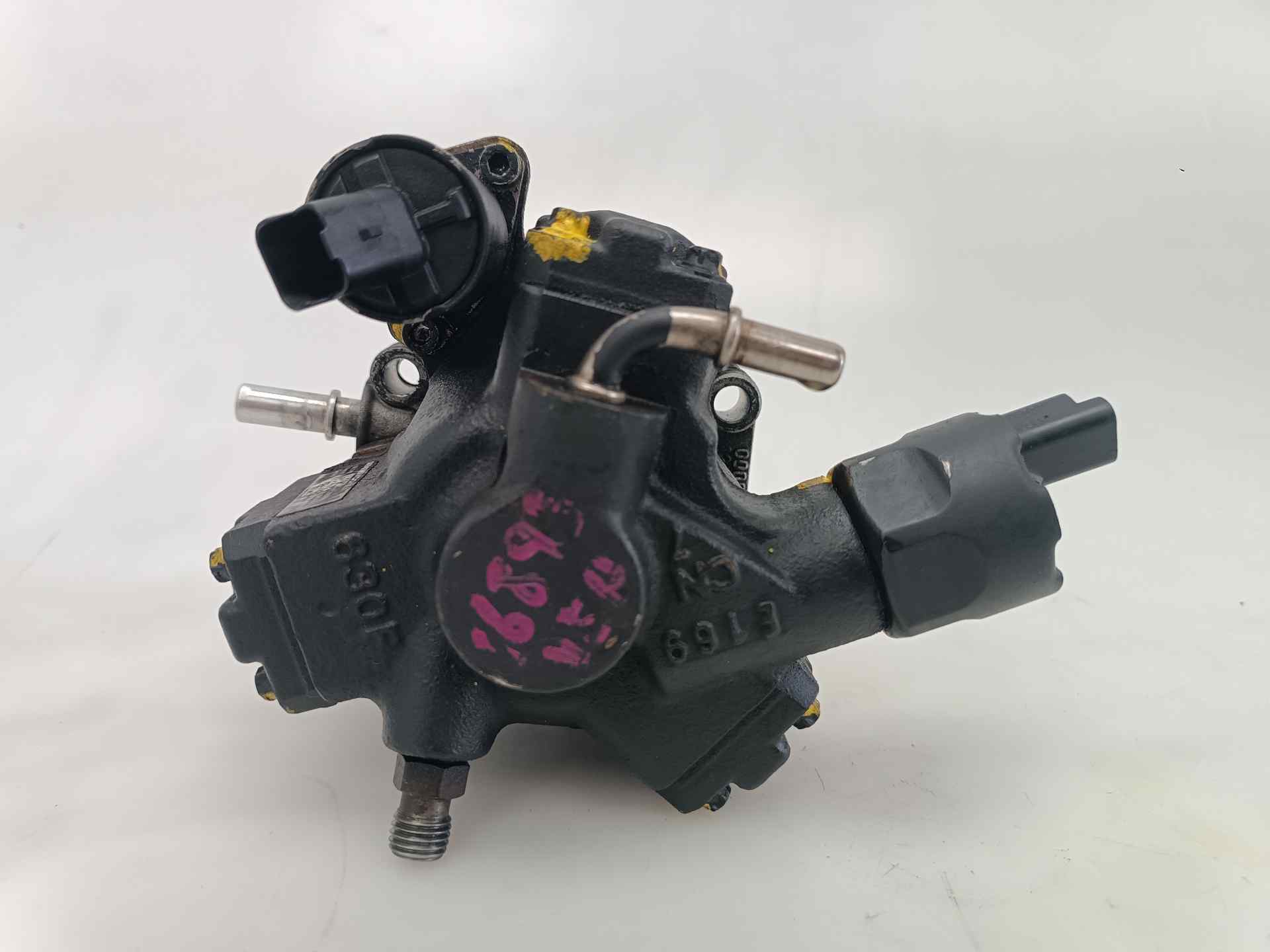 IVECO Daily 4 generation (2006-2011) High Pressure Fuel Pump 9654091880 25915923