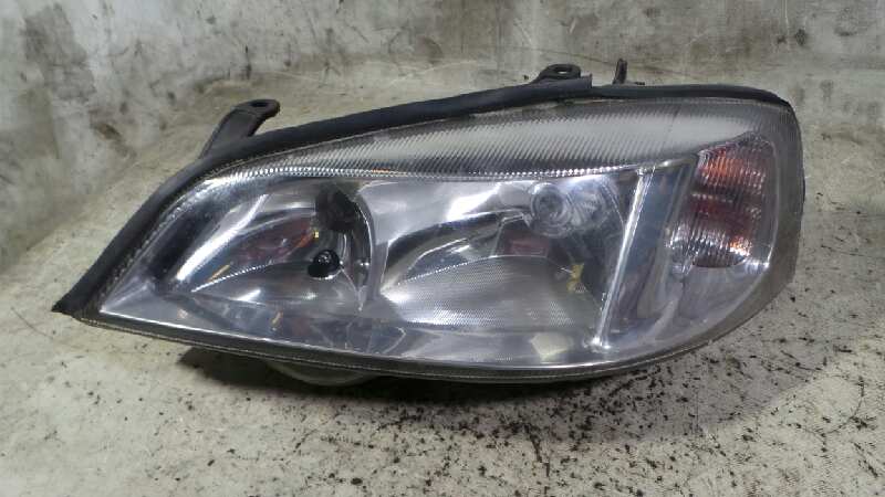 OPEL Astra H (2004-2014) Front Left Headlight 24579682