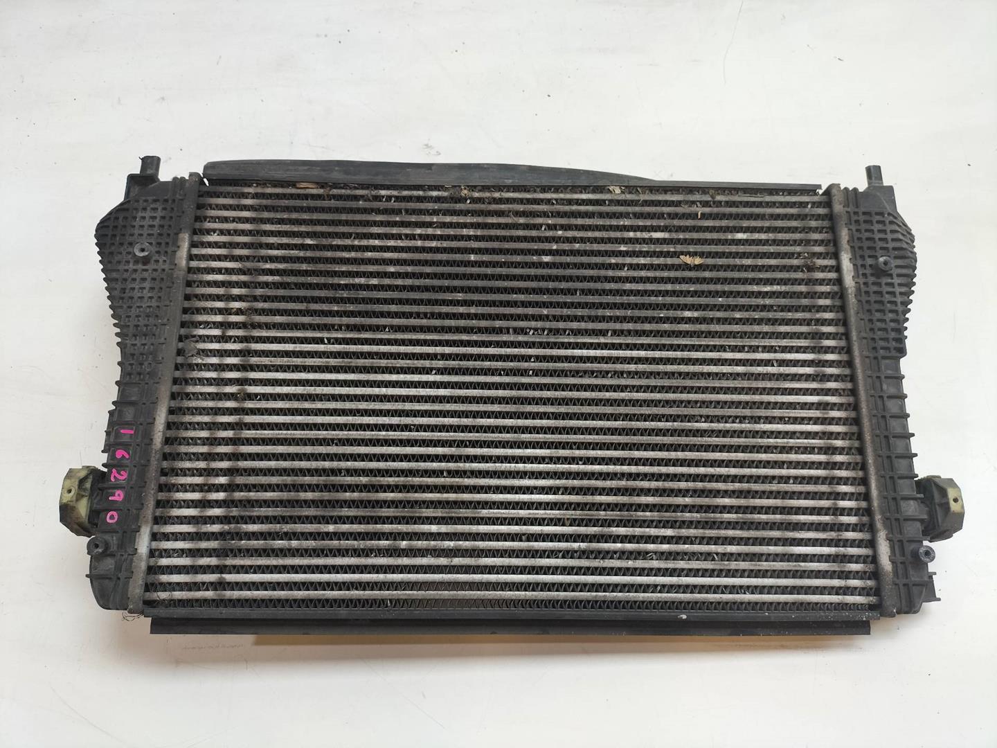 SKODA Superb 2 generation (2008-2015) Intercooler Radiator 24581209