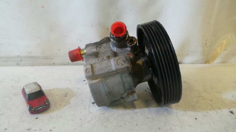 VOLKSWAGEN Space Star 1 generation (1998-2005) Power Steering Pump 8200071050, 26083376RV 19129039