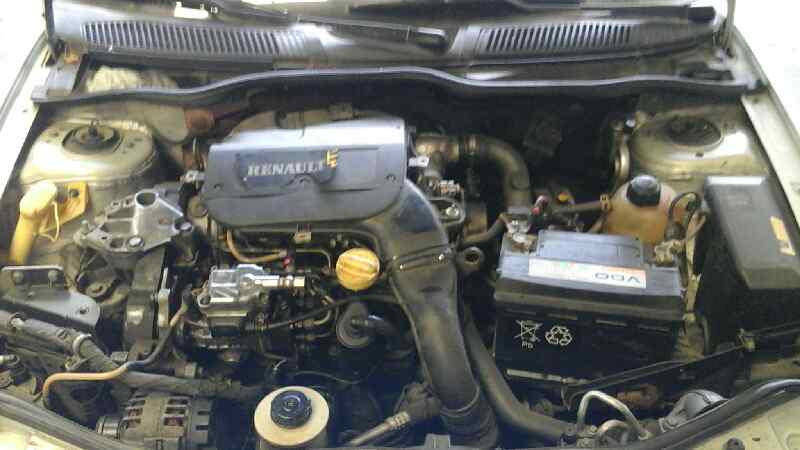 BMW Megane 1 generation (1995-2003) Hасос кондиционера 7700105765, 5309 24579504