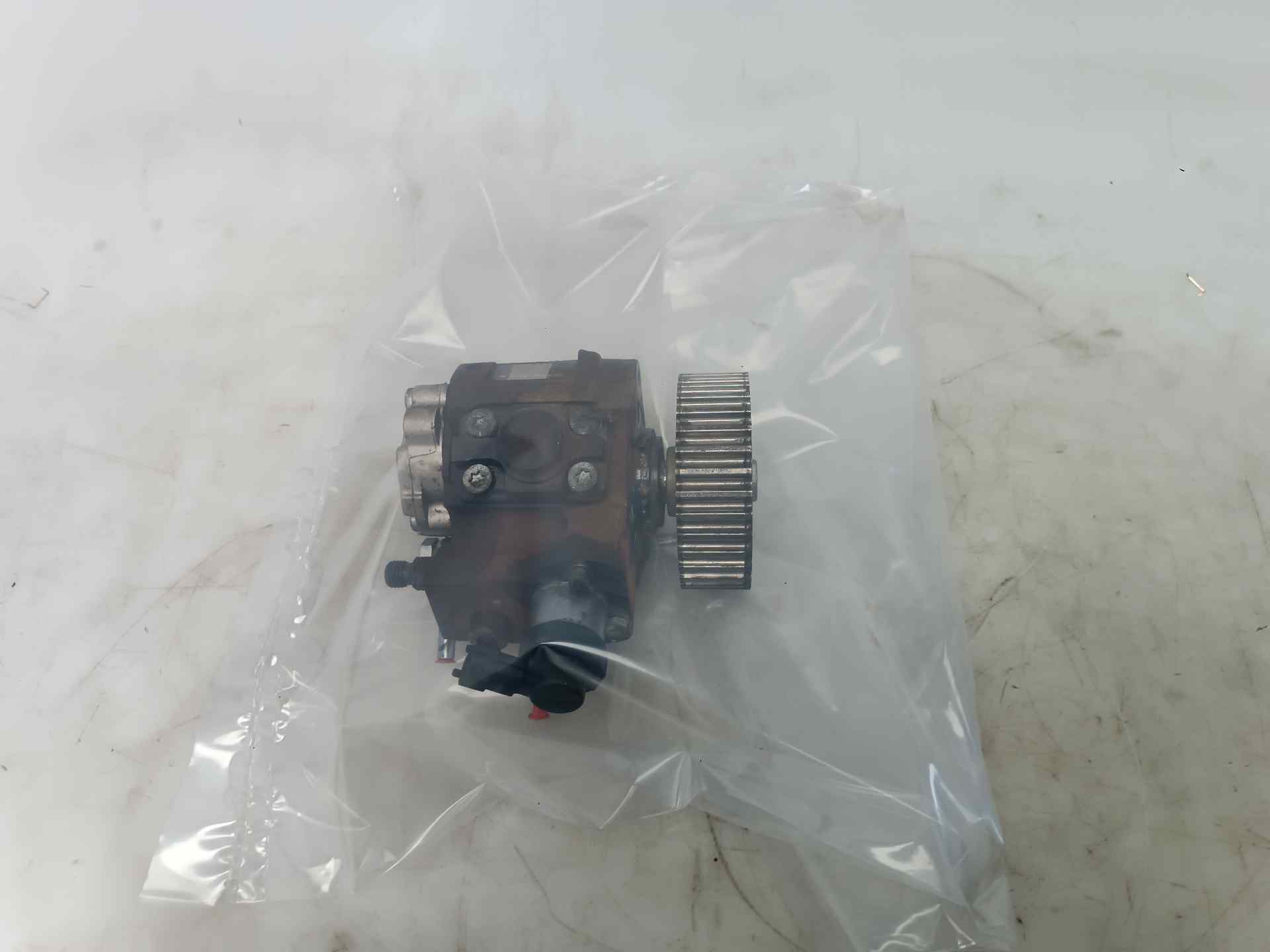 DODGE High Pressure Fuel Pump 8200945033 25591477