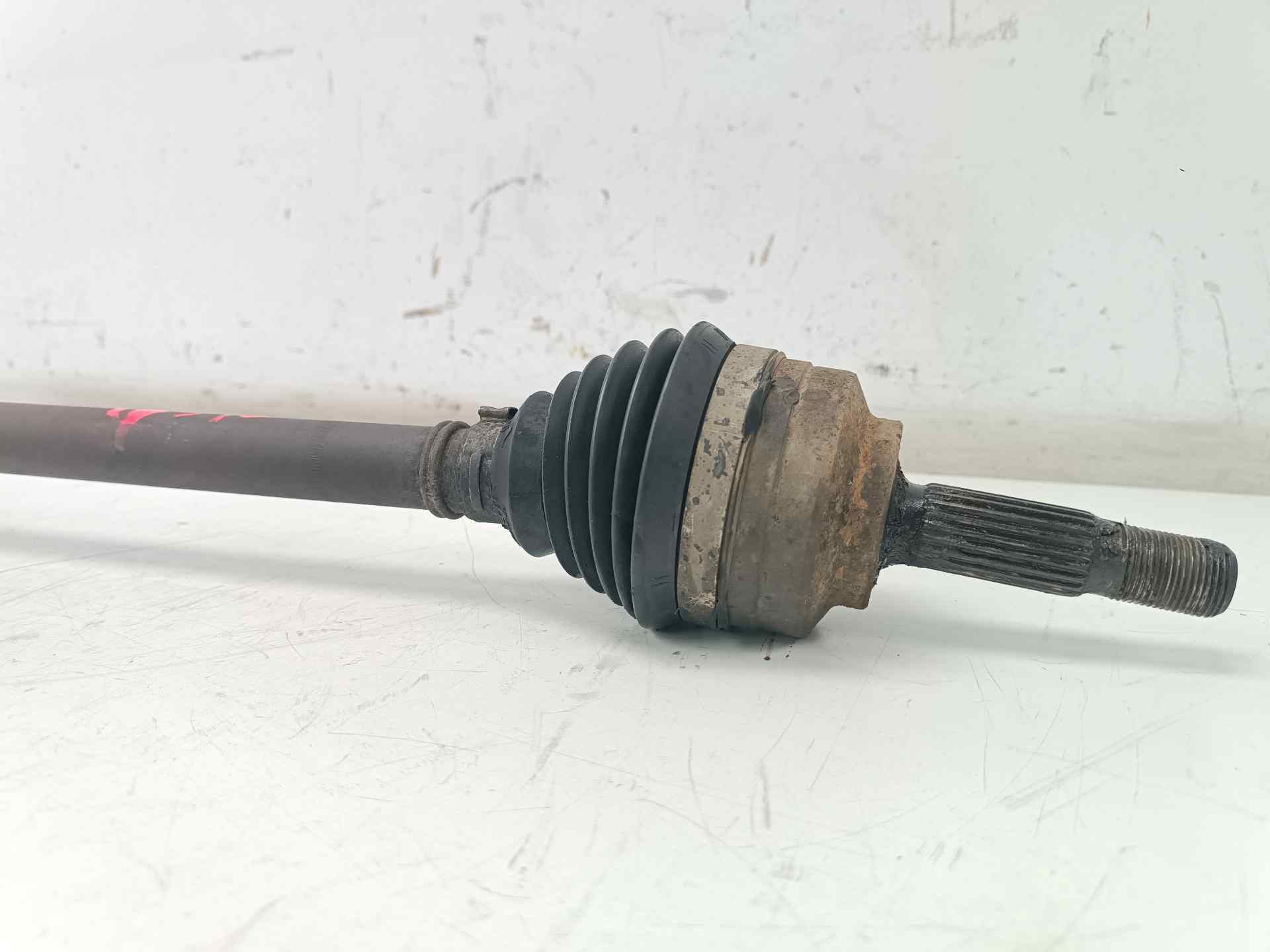 ASTON MARTIN Kangoo 1 generation (1998-2009) Arbre de transmission avant droit 8200231936,8200231936 22927507