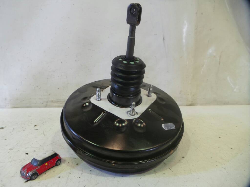 DACIA Sandero 2 generation (2013-2020) Brake Servo Booster 472103298R,TRW 24579942