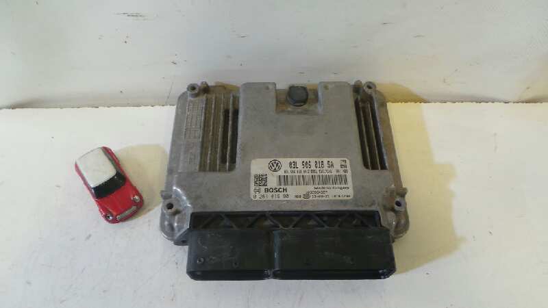 SKODA Superb 2 generation (2008-2015) Engine Control Unit ECU 24579231