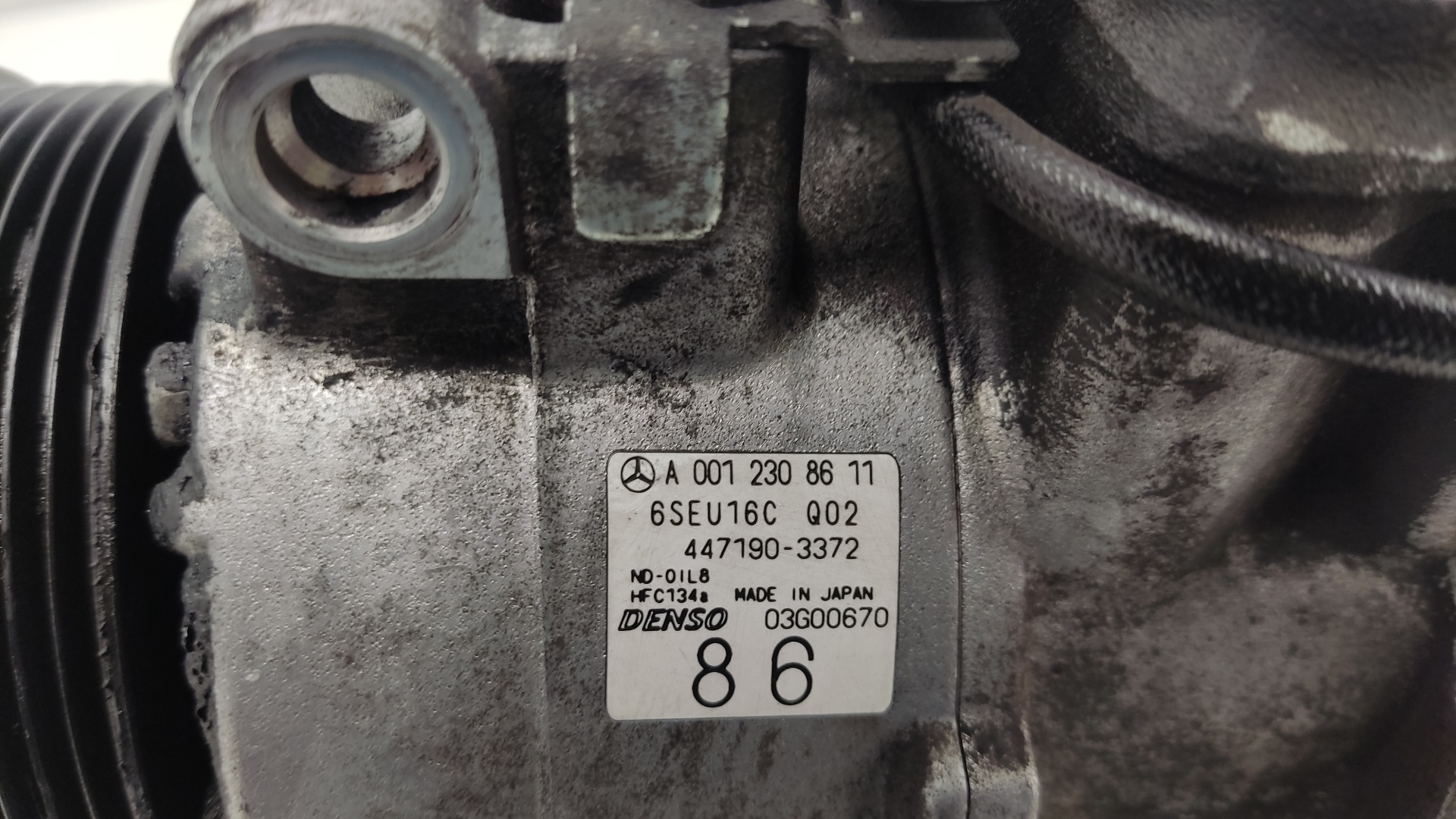 MERCEDES-BENZ E (W211) Air Condition Pump A0012308611 24582594