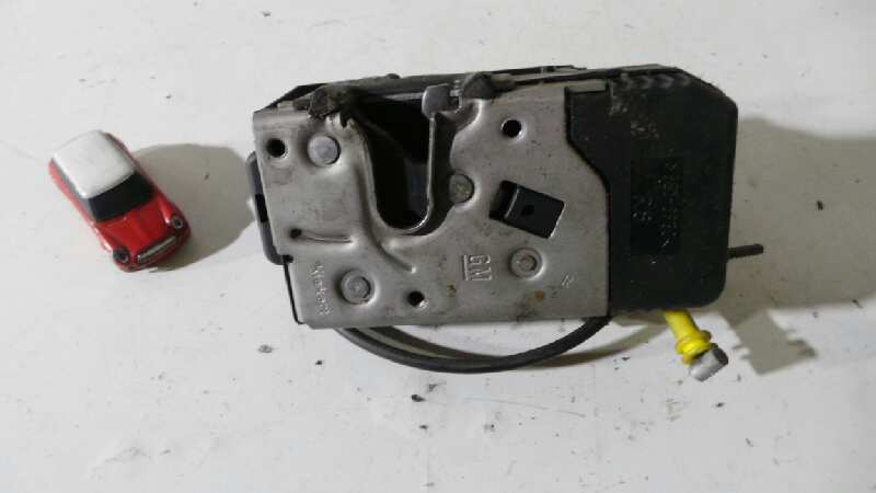 FIAT Vivaro A (2002-2006) Front Right Door Lock 8200008248,91166227,3PINES 19103582