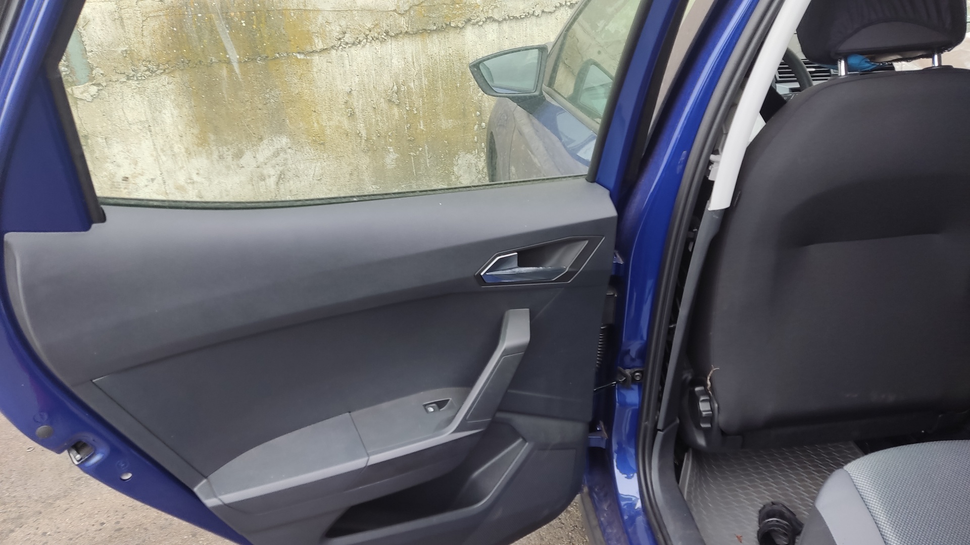 SEAT Arona 1 generation (2017-2024) Galinių dešinių durų stiklo pakelėjas 5Q0959408D, 6F0839462C, 0130822694 19193659