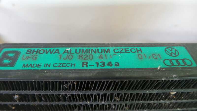 SKODA Octavia 1 generation (1996-2010) Охлаждающий радиатор 1J0820413N 19086528