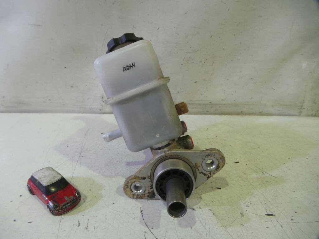 LANCIA Tucson 1 generation (2004-2010) Brake Cylinder BM111073B, MANDO 19013688