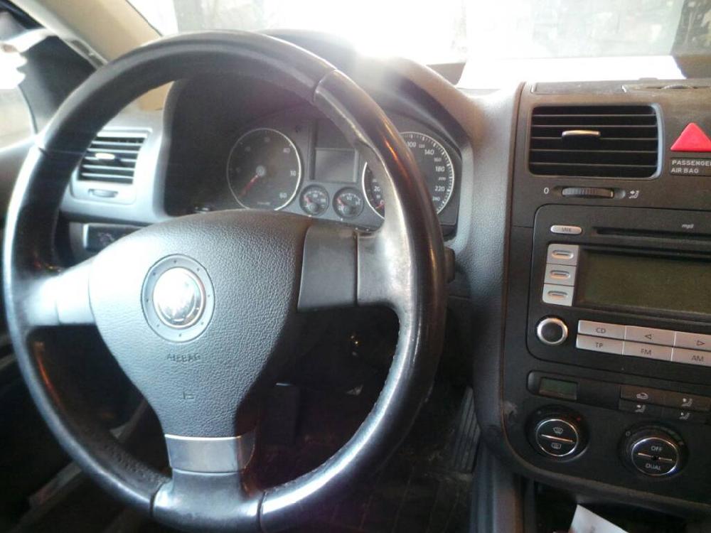 VOLKSWAGEN Golf 5 generation (2003-2009) Ручка ручного гальма 1K0711303J 19020492