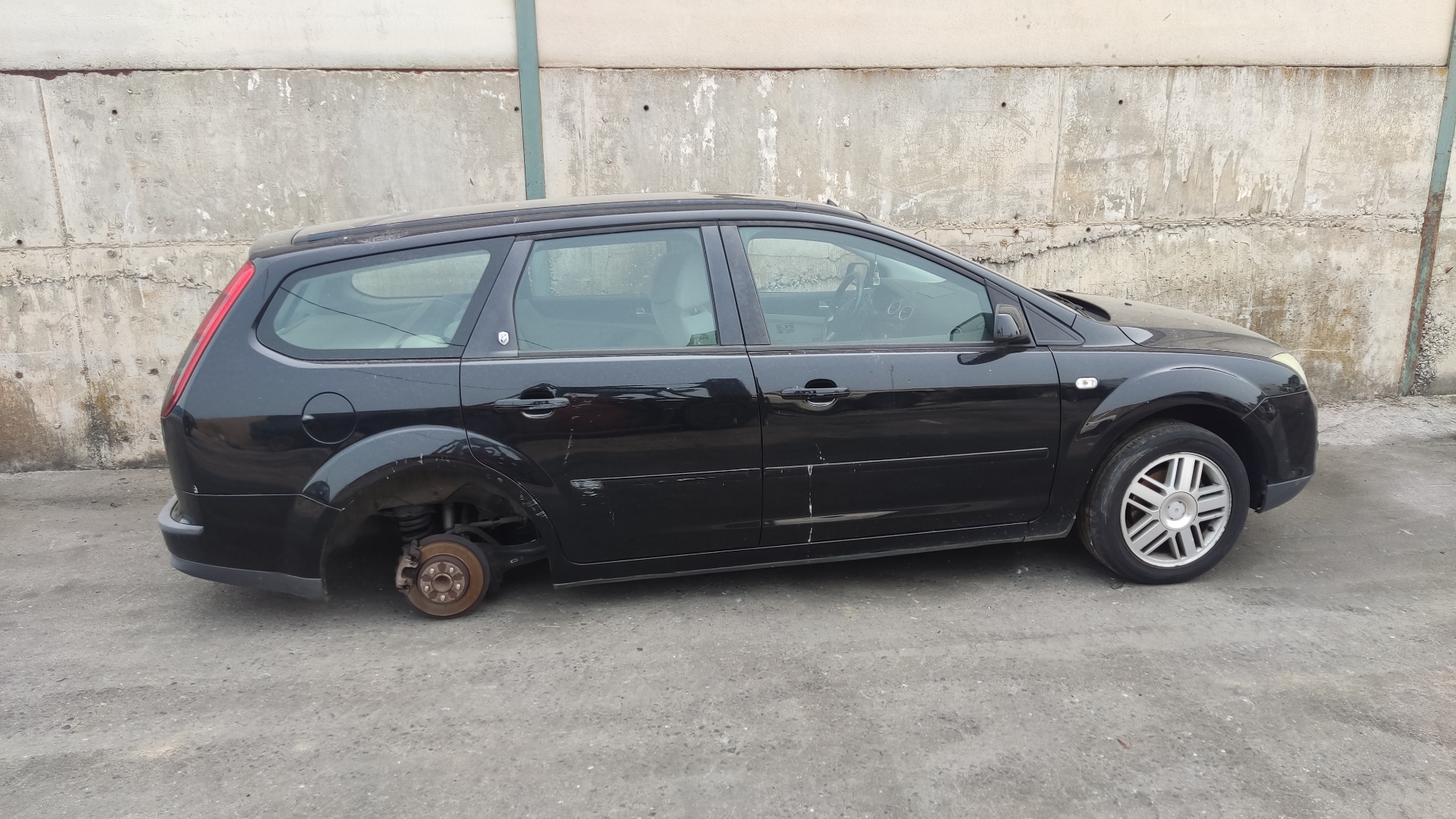 CHEVROLET Focus 2 generation (2004-2011) Aizmugurējo kreiso durvju ārējais rokturis 4M51A266B23AC 20544325