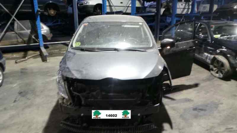 TOYOTA Corolla Verso 1 generation (2001-2009) Другие кузовные детали 689500F030 19138293