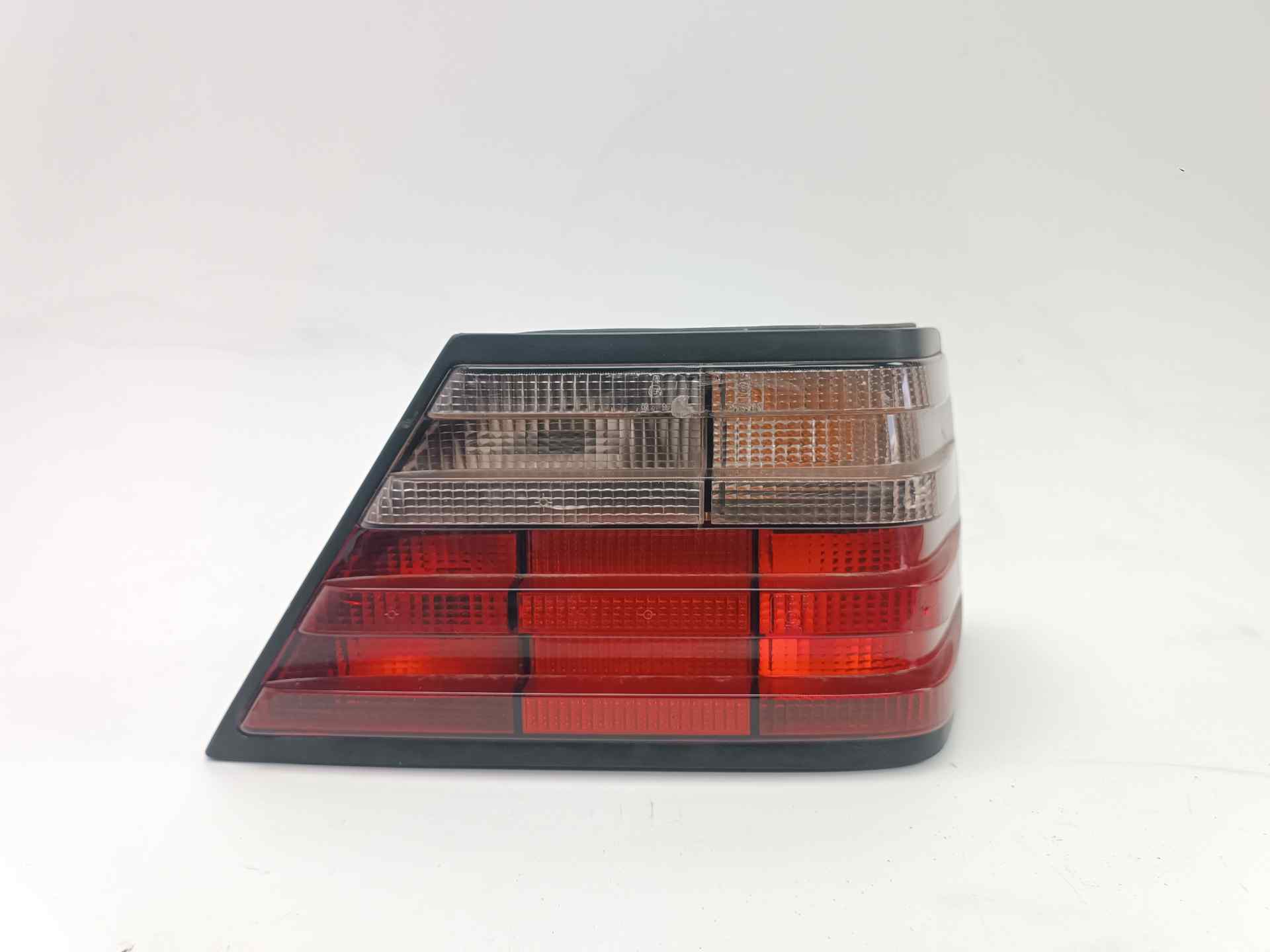 MERCEDES-BENZ E-Class W124 (1984-1997) Rear Right Taillight Lamp A2108207364, A2108207364 24584152