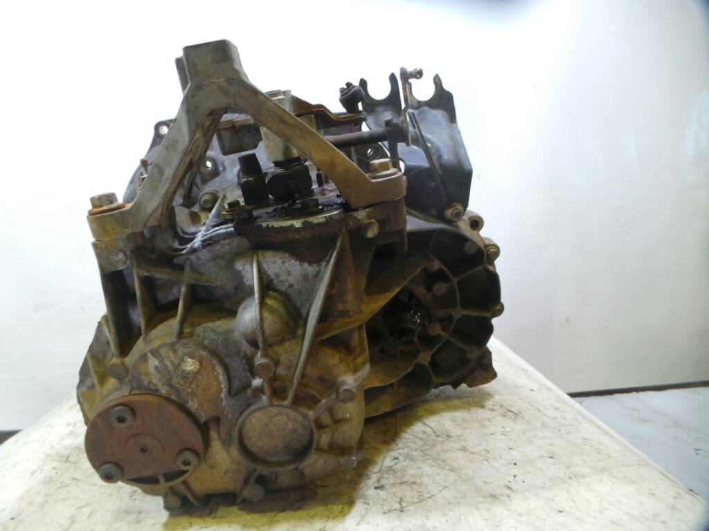 FORD C-Max 1 generation (2003-2010) Gearbox 3M5R7002YF 19002769