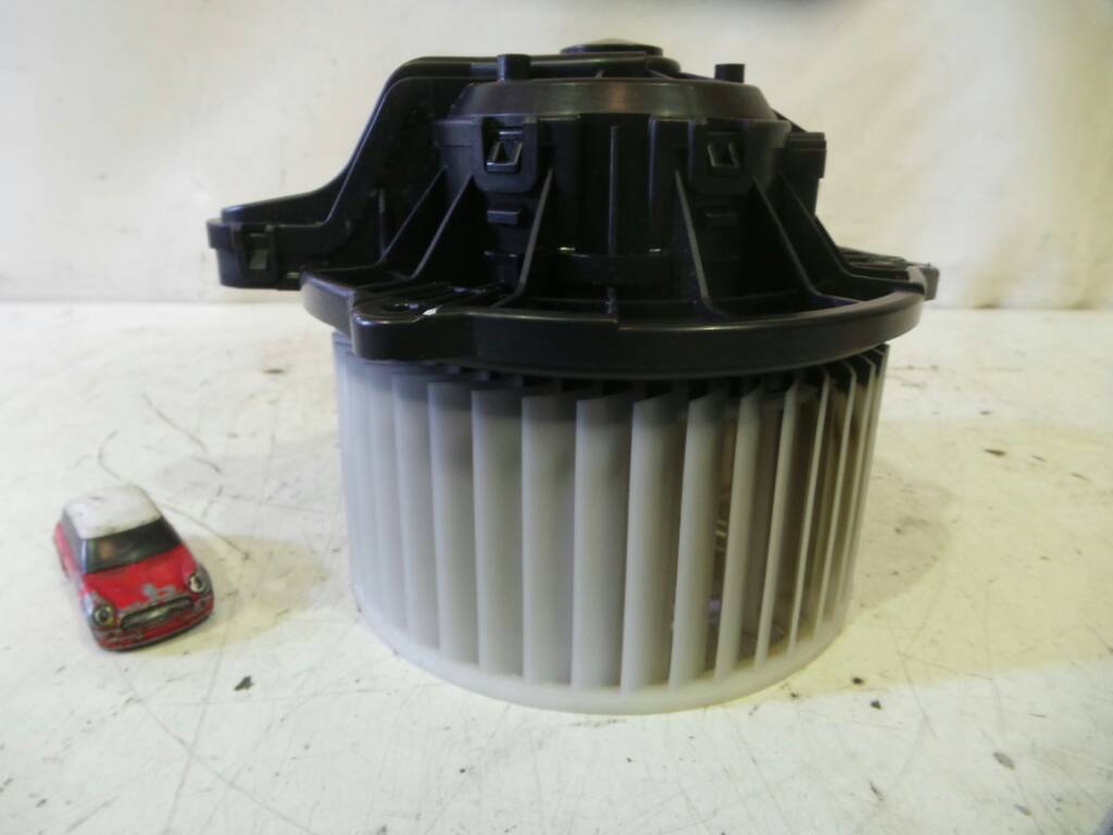 KIA Sportage 3 generation (2010-2015) Motor încălzitor interior F00S3B2441 19007076