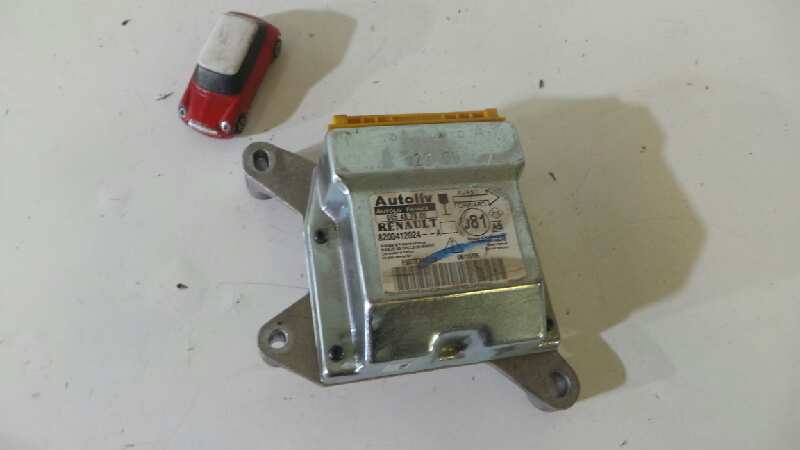 RENAULT Espace 4 generation (2002-2014) SRS Control Unit 8200412024A, 605487800, AUTOLIV 19105791