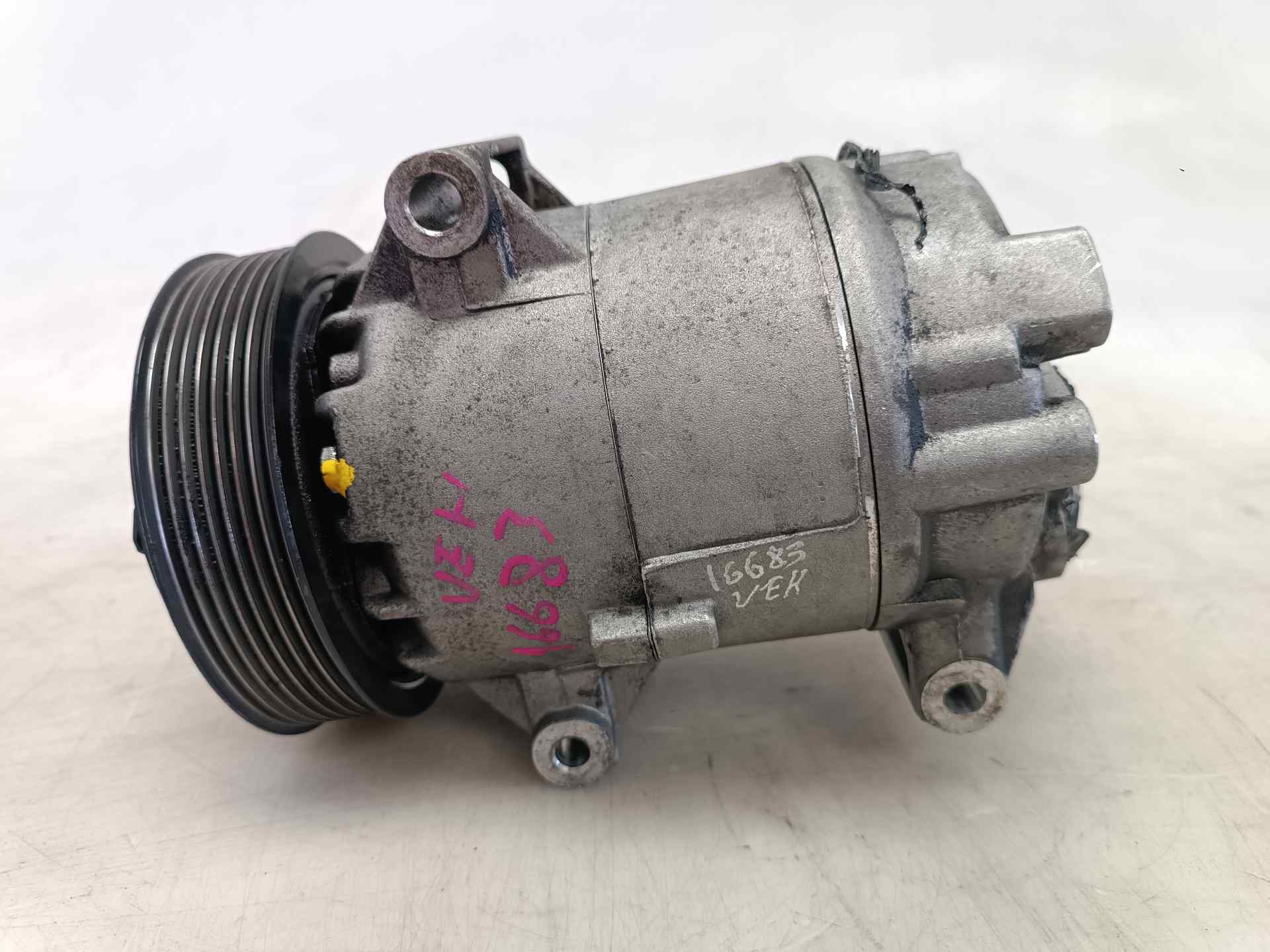 DODGE Air Condition Pump 8200940233 25915020