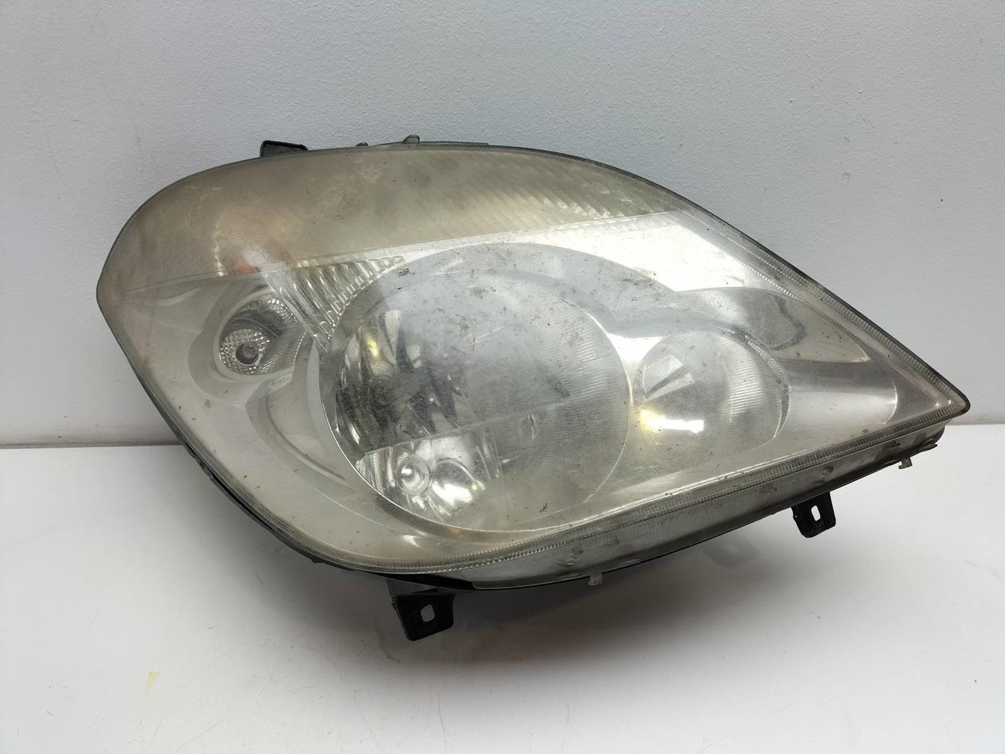 MERCEDES-BENZ Sprinter Front Right Headlight HELLA 19201304
