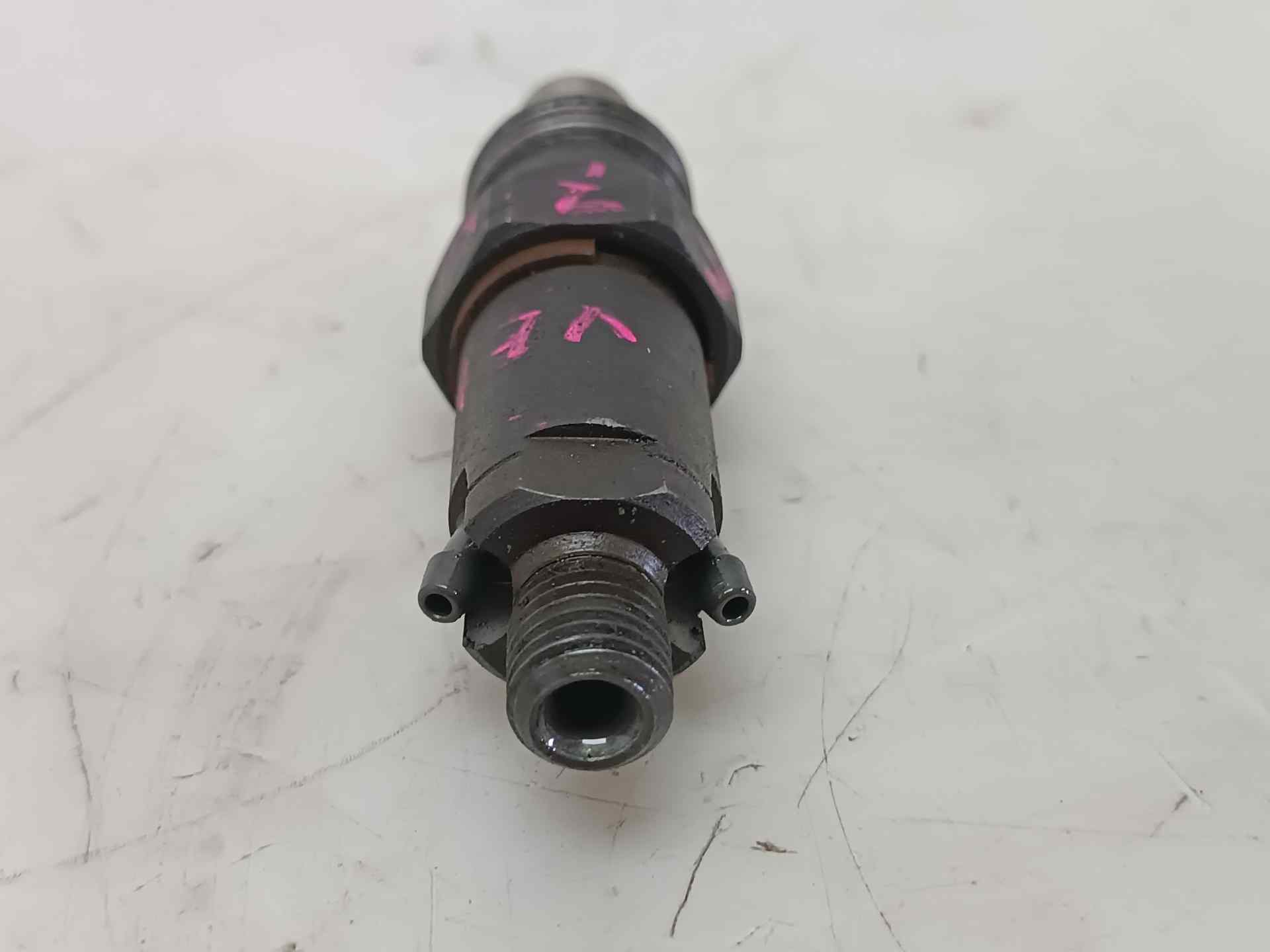 RENAULT Clio 3 generation (2005-2012) Fuel Injector LCR6735405, LCR6735405 24584549