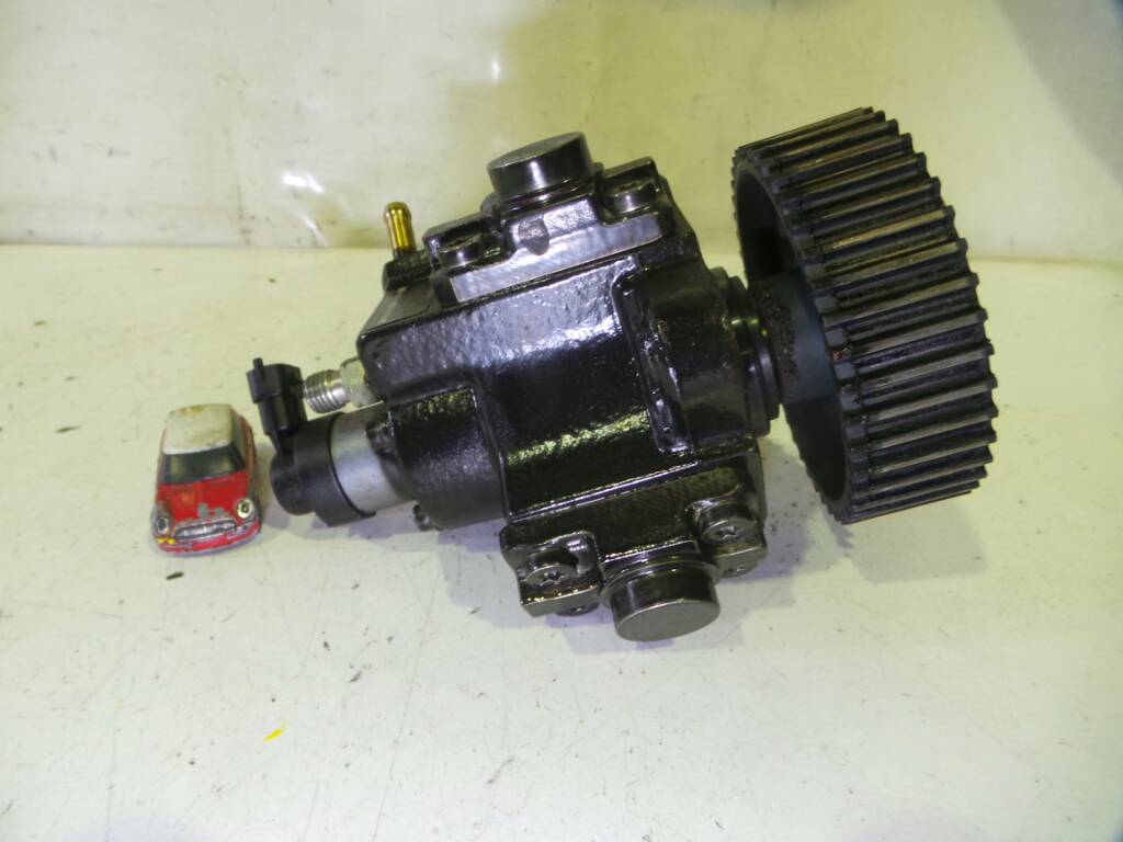 OPEL Zafira B (2005-2010) High Pressure Fuel Pump 0055206679, 0445010156 19154754