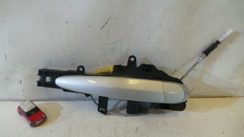 BMW 1 Series E81/E82/E87/E88 (2004-2013) Front Right Door Exterior Handle 19123170