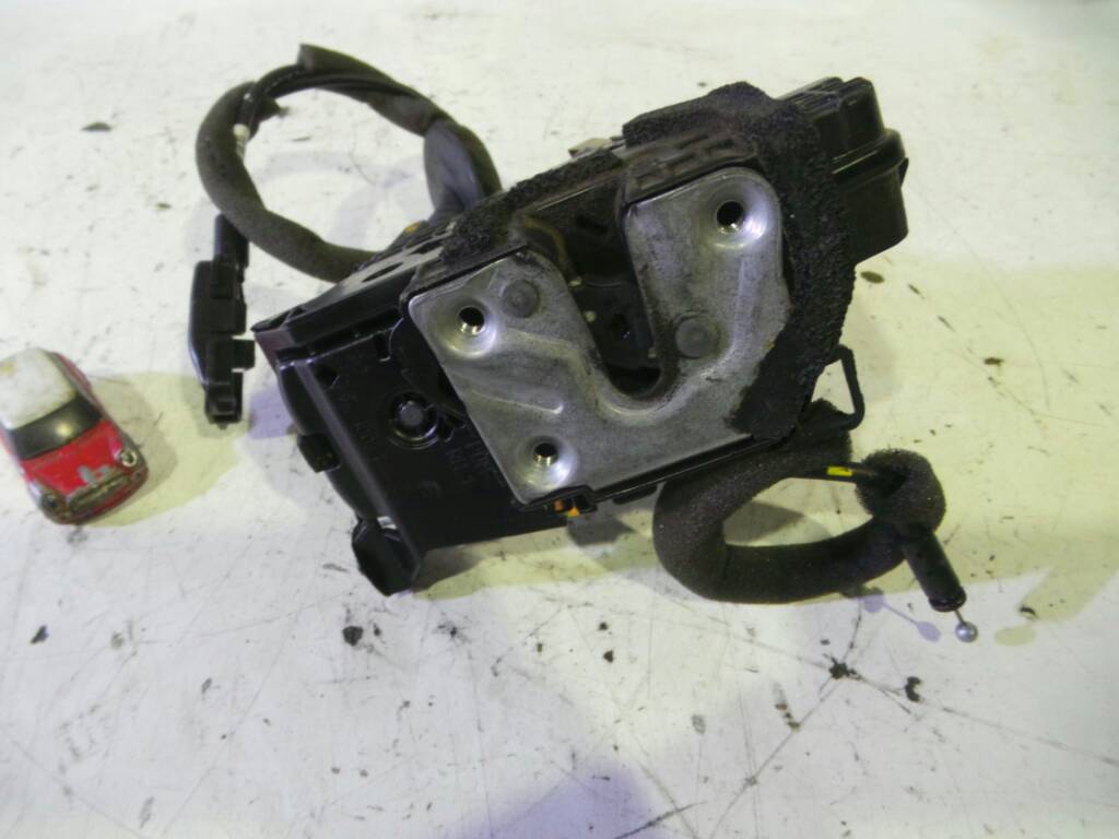 RENAULT Clio 4 generation (2012-2020) Front Right Door Lock 805024563R,4PINES 19021611